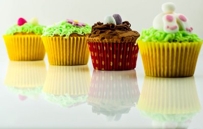 cupcakes-807288_640